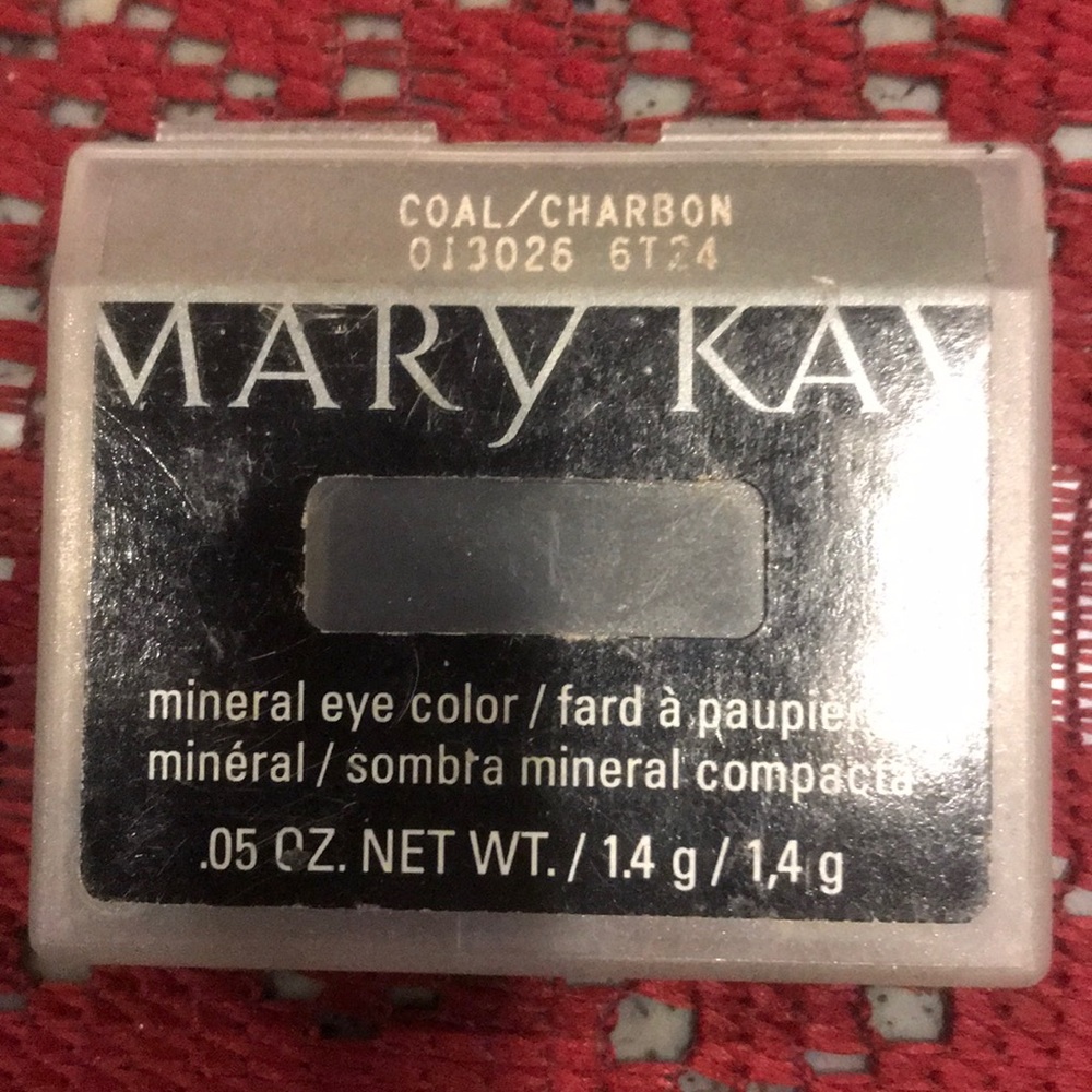 Eye shadow